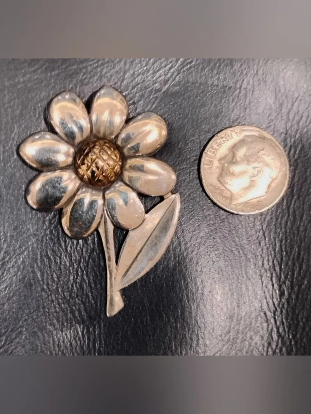RETIRED JAMES AVERY TWO TONE DAISY BROOCH
